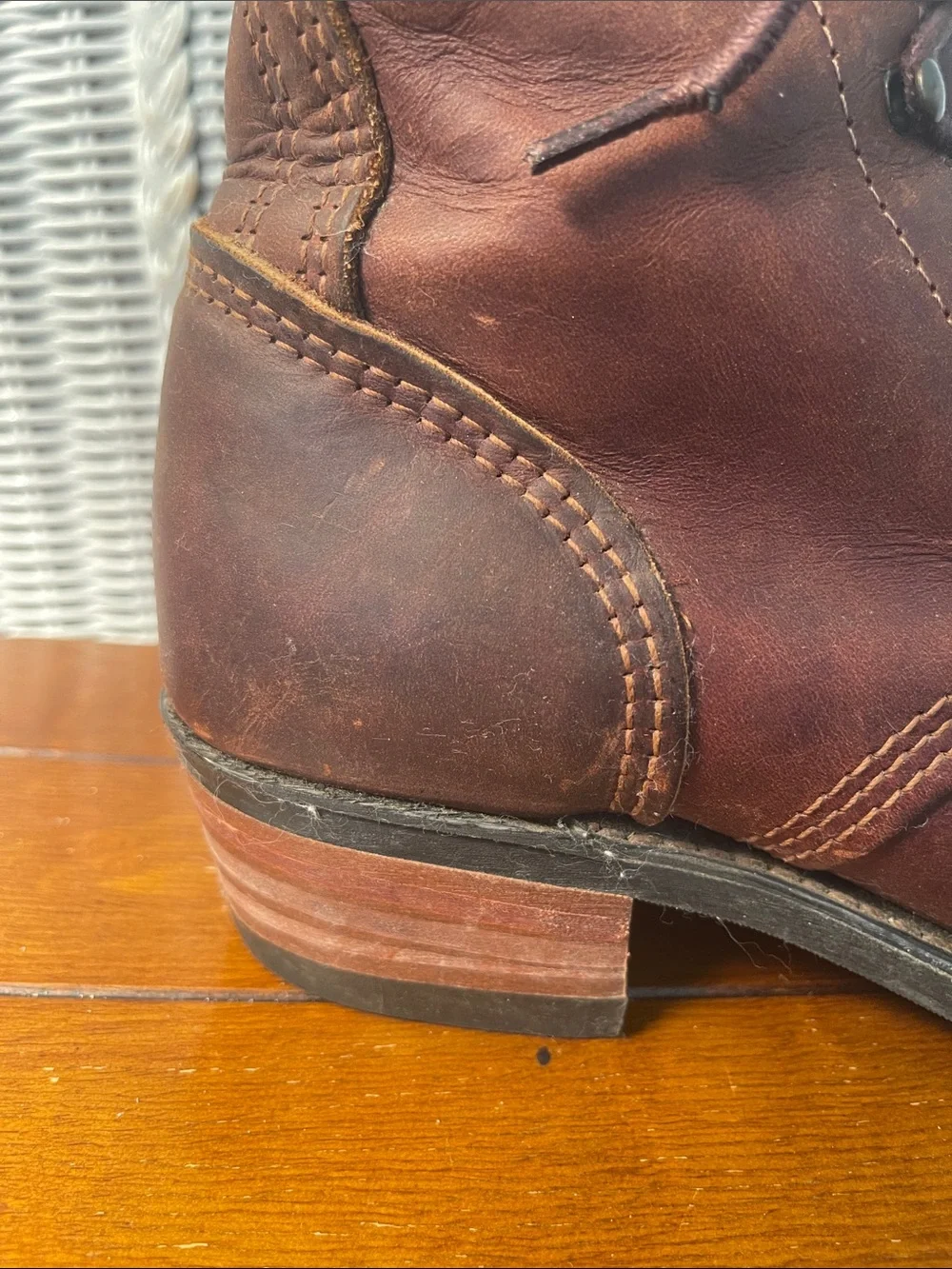 Durango Brown Leather Lace-Up Kiltie Paddock Work Boots Vibram Sole size 7.5D